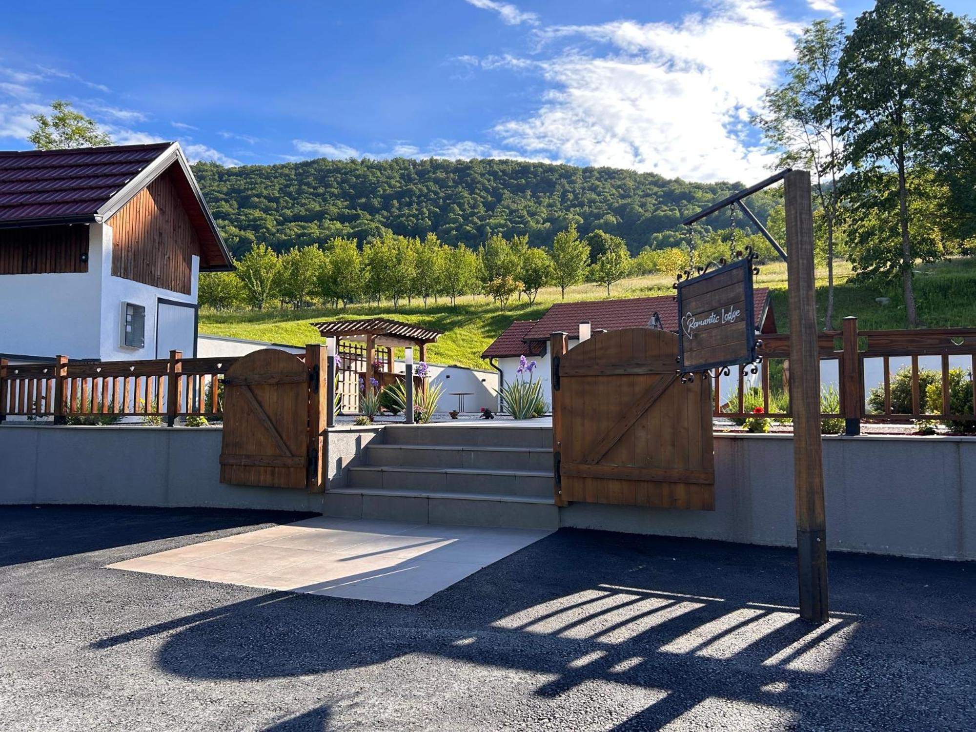 Romantic Lodge Banja Luka Exterior foto